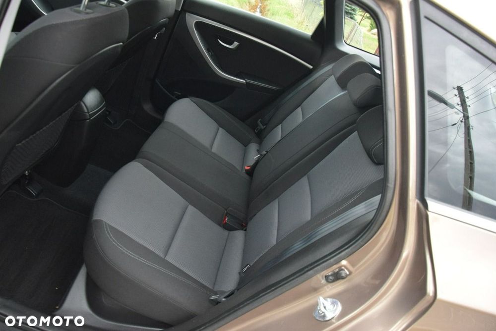 Hyundai i30 1.6 CRDi Classic - 24