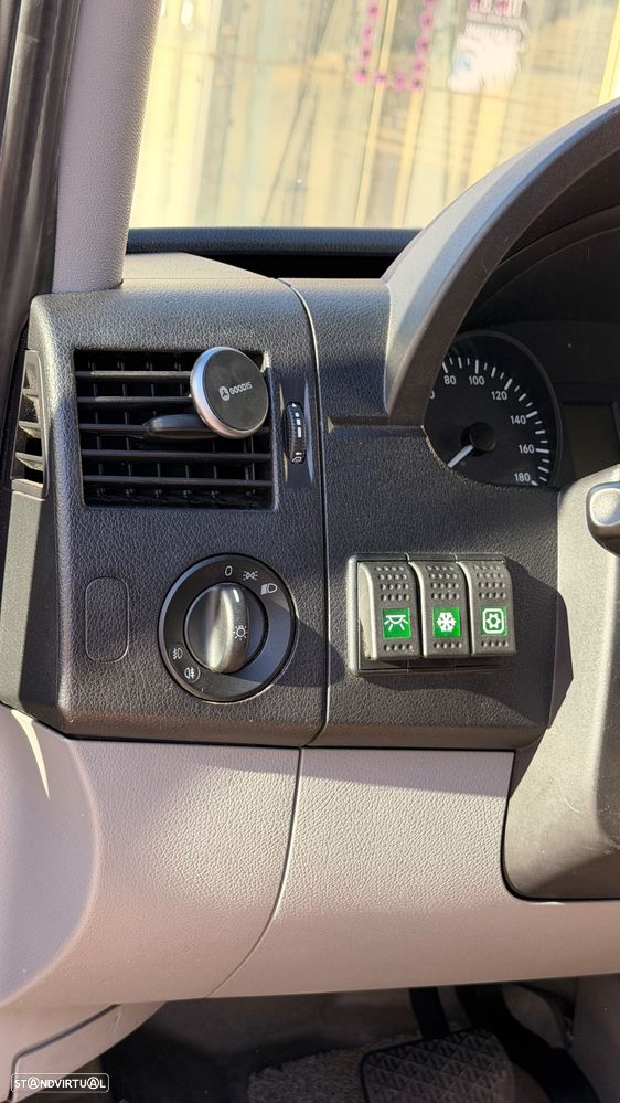 Mercedes-Benz Sprinter - 15