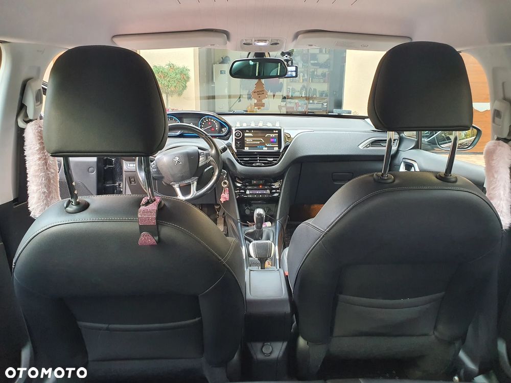 Peugeot 2008 1.2 VTi Allure - 7