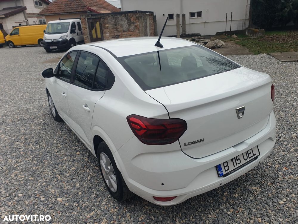 Dacia Logan TCe 90 MT6 Prestige - 8