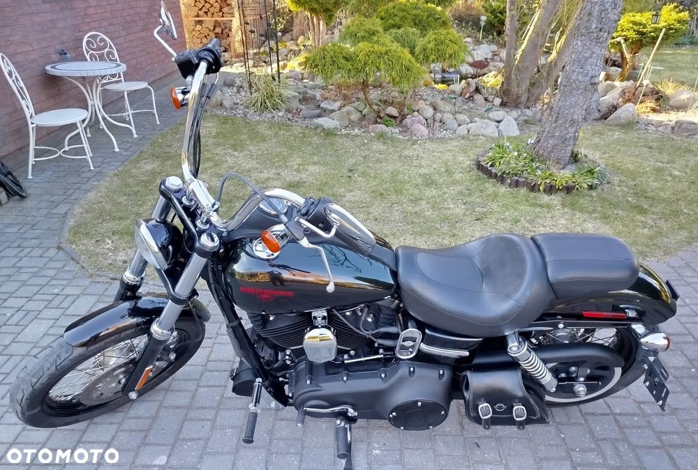 Harley-Davidson Dyna Street Bob - 24