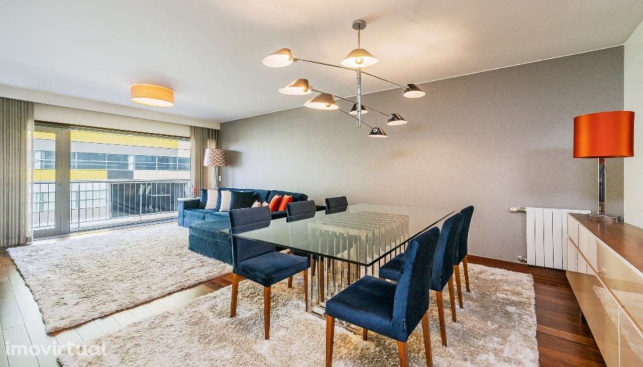 Apartamento T4 com varandas e vistas mar em Vila Nova de Gaia - Grande imagem: 3/24