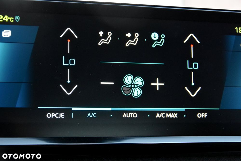 Peugeot 3008 1.6 PureTech HYbrid GT Line S&S EAT8 - 39