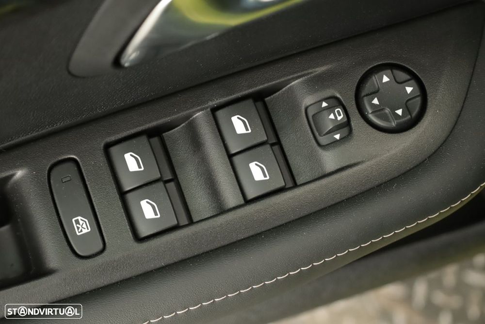 Peugeot e-208 51 kWh Allure - 21