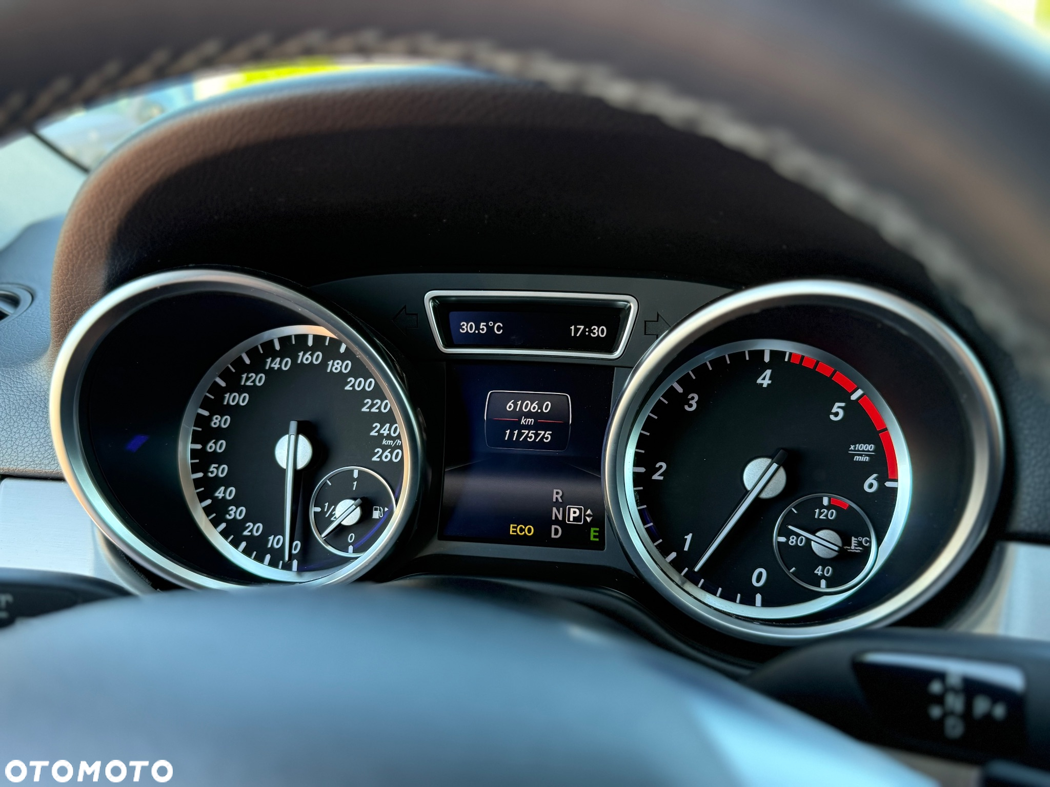 Mercedes-Benz ML 250 BlueTEC 4MATIC 7G-TRONIC - 17
