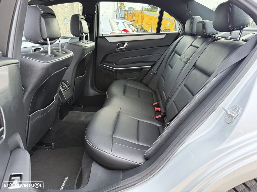 Mercedes-Benz E 220 BlueTEC Avantgarde Auto. - 13