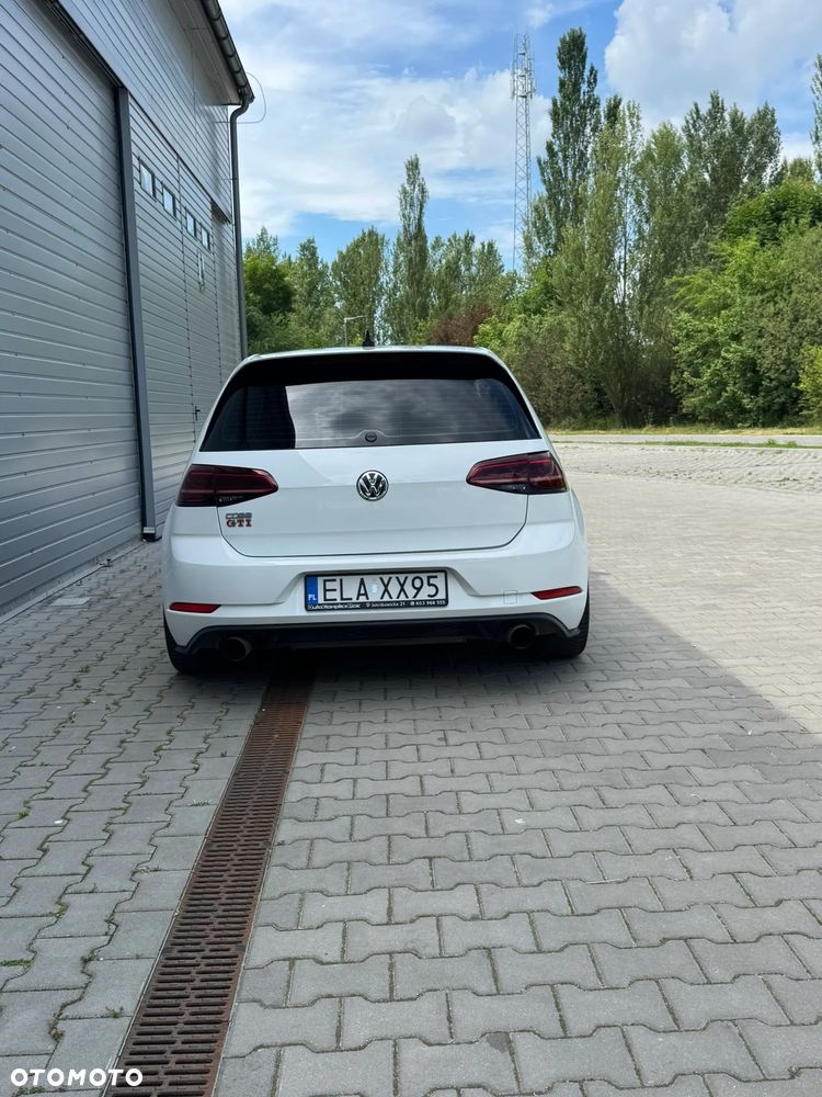 Volkswagen Golf - 7