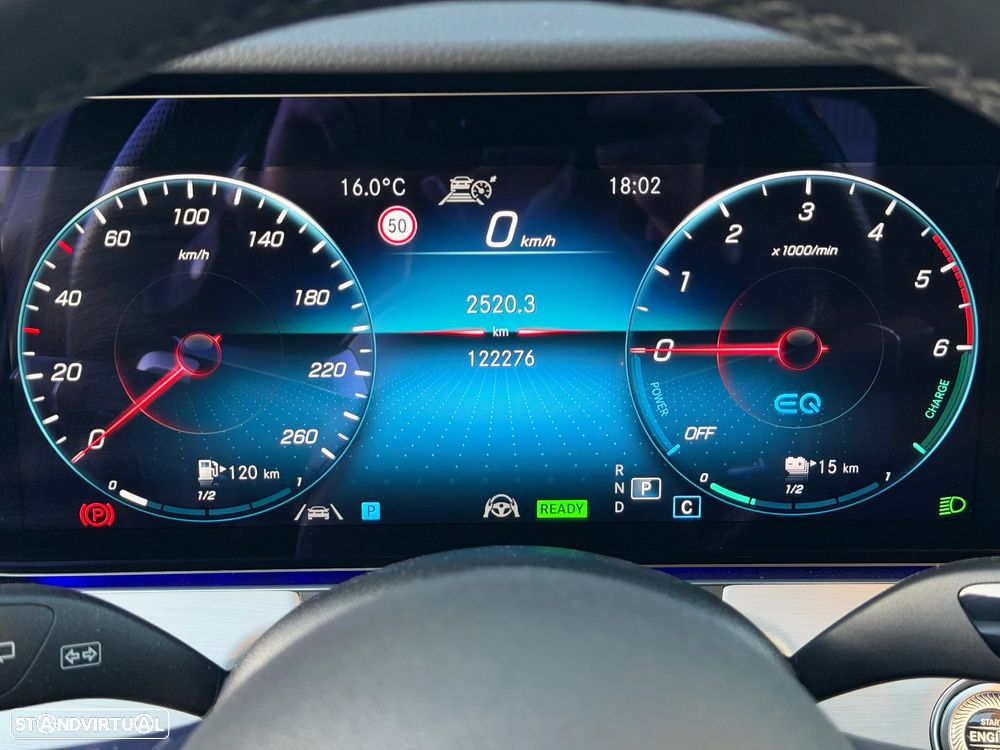 Mercedes-Benz E 300 de 9G-TRONIC AMG Line - 18