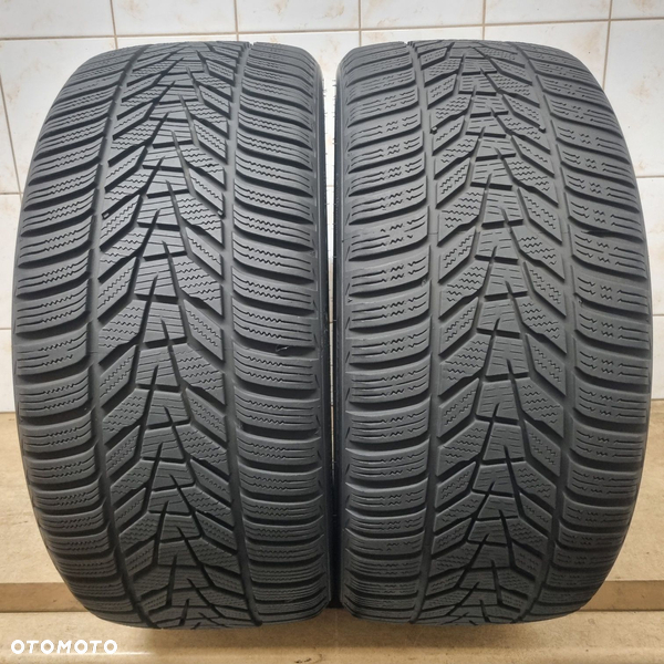2 opony zimowe 235/35 R19 91W XL Hankook Winter I'Cept evo3