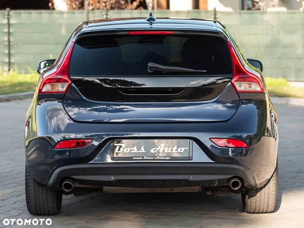 Volvo V40 D3 Geartronic Summum - 11