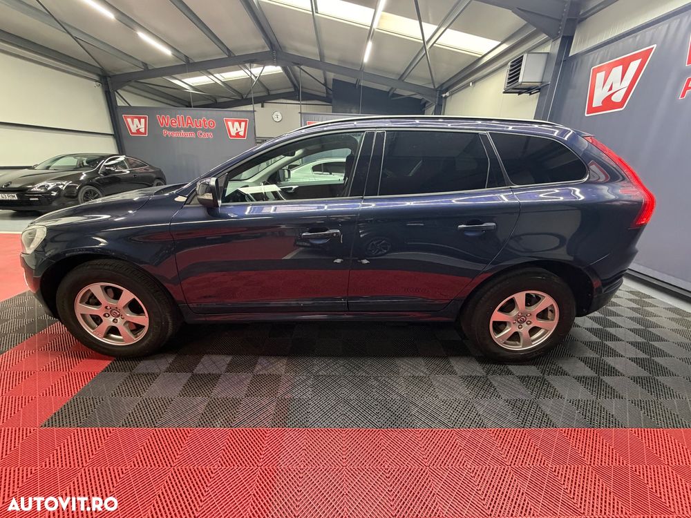 Volvo XC 60 D4AWD Momentum - 7
