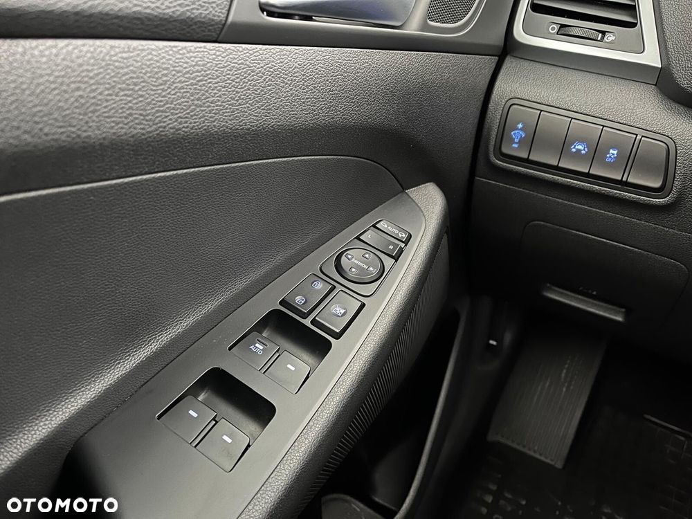 Hyundai Tucson 1.7 CRDI BlueDrive Style 2WD DCT - 14