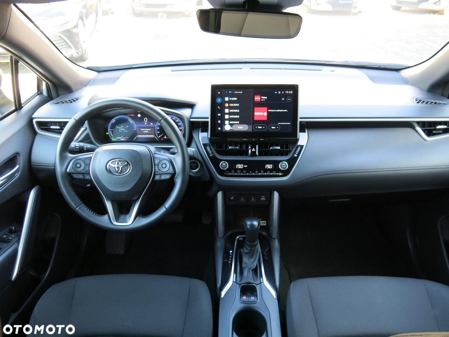 Toyota Corolla Cross - 14