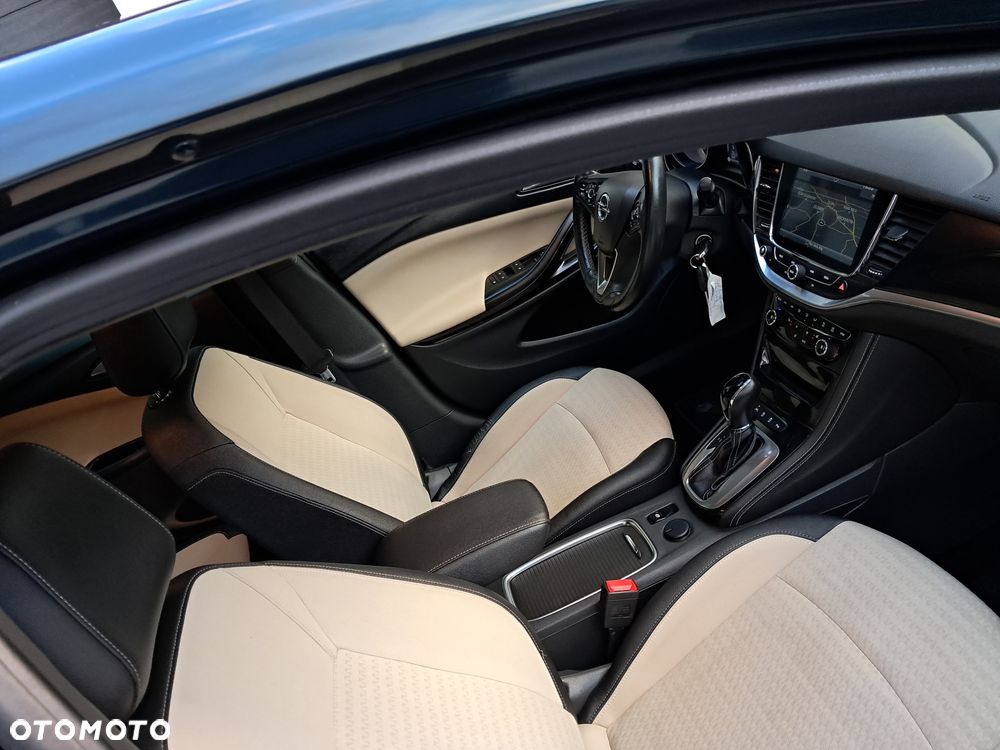 Opel Astra 1.4 T Dynamic S&S - 22