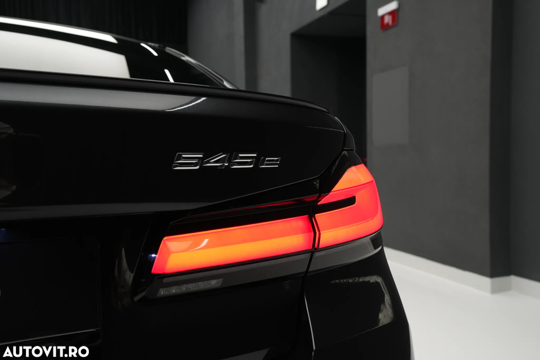 BMW Seria 5 545e xDrive AT PHEV - 30