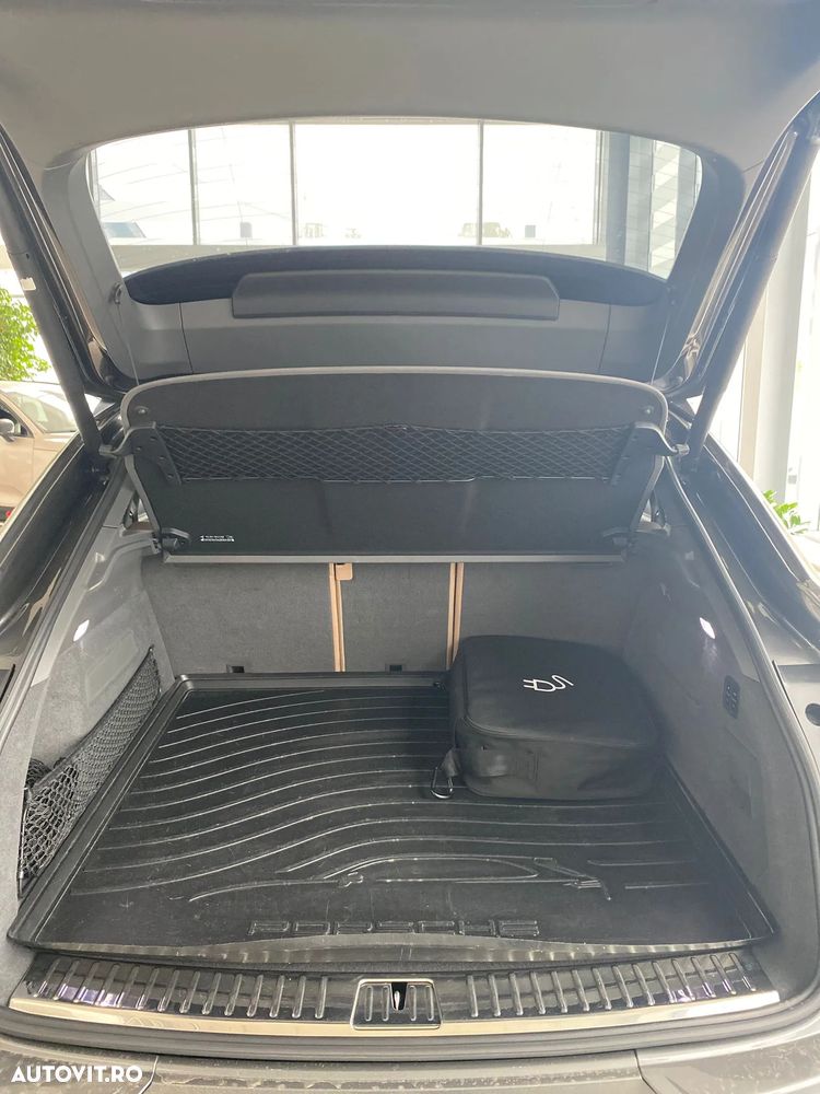 Porsche Cayenne - 18