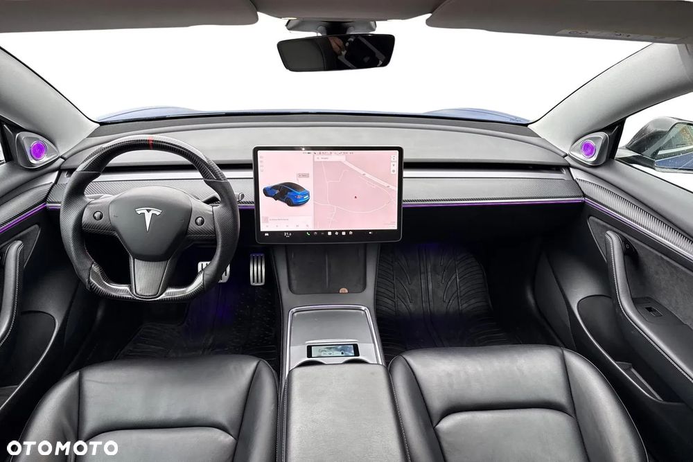 Tesla Model 3 - 6