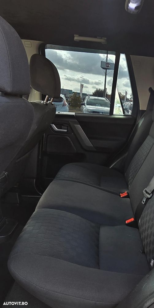 Land Rover Freelander 2 2.2L TD4 S - 6