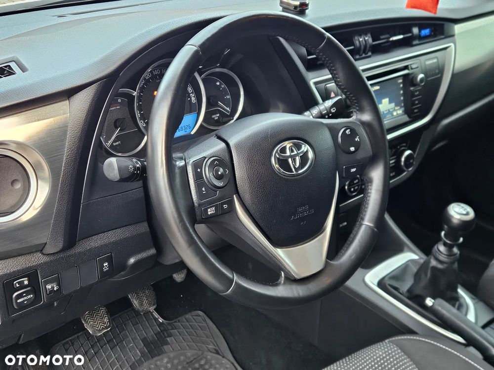 Toyota Auris 1.33 VVT-i Comfort - 15