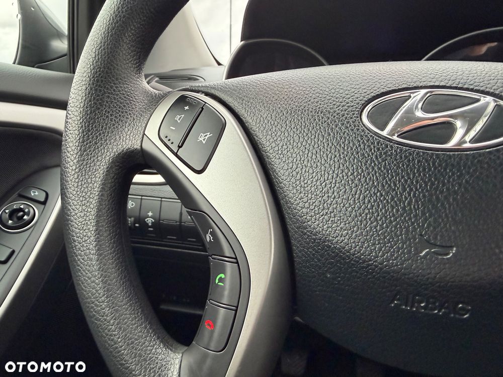 Hyundai i30 1.4 CRDi Premium - 32