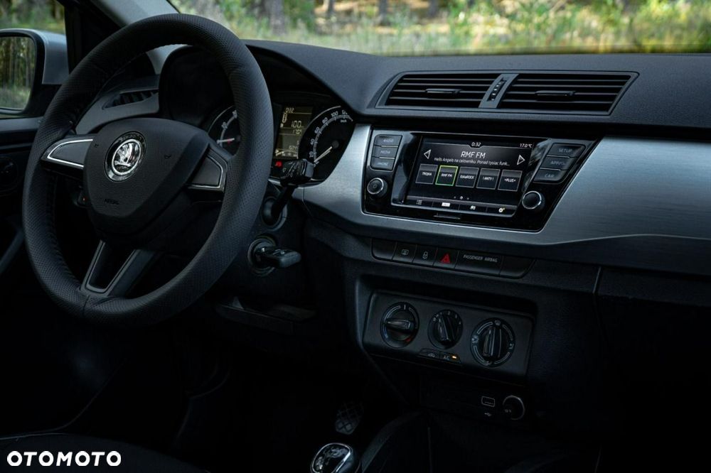 Skoda Fabia - 8