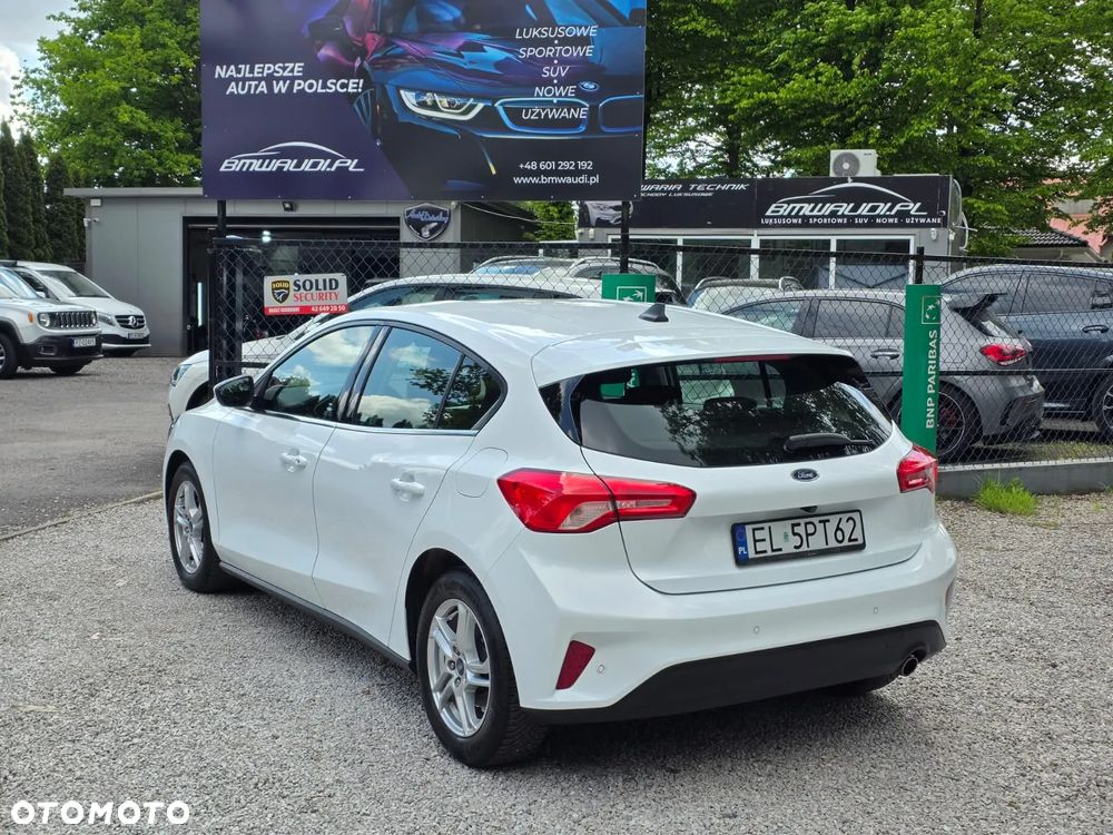 Ford Focus 1.0 EcoBoost Trend Edition Business - 8