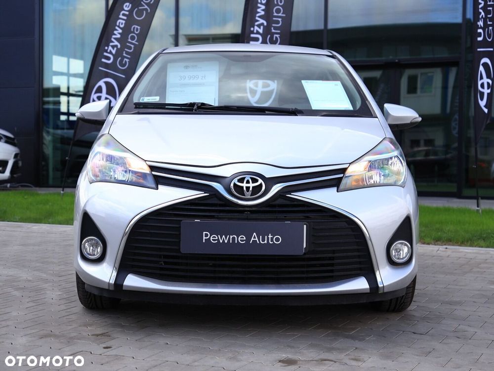 Toyota Yaris 1.33 Premium - 2