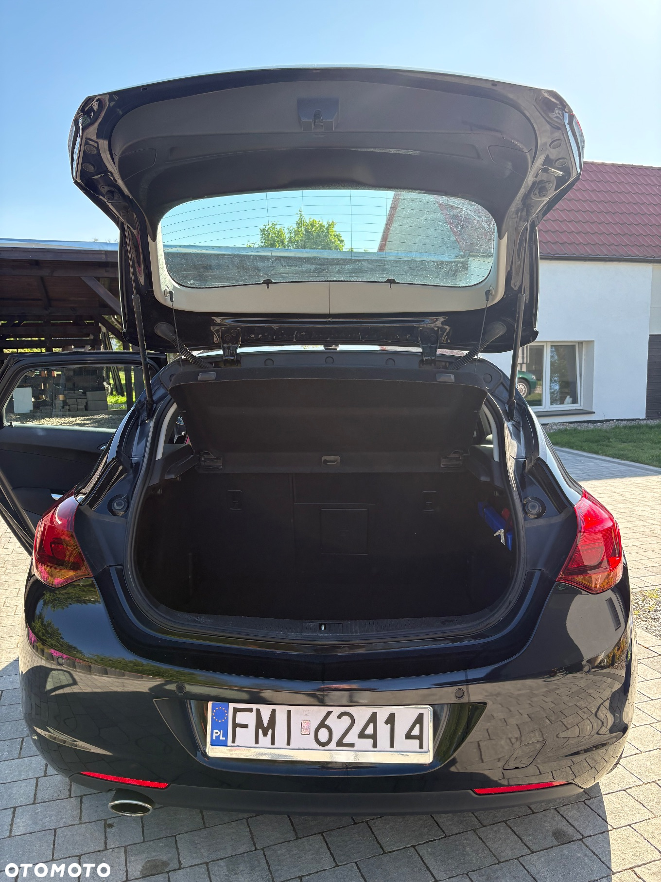 Opel Astra 1.6 Turbo Cosmo - 6
