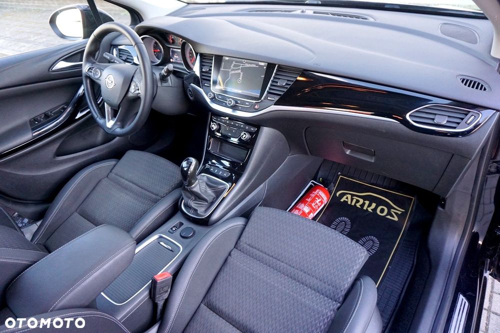 Opel Astra 1.4 Turbo Innovation - 34