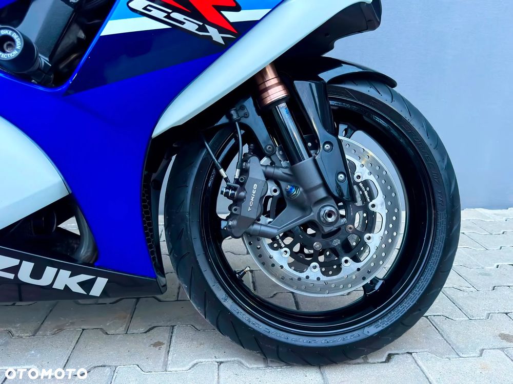 Suzuki GSX-R - 12