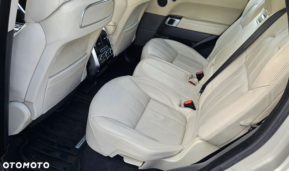 Land Rover Range Rover Sport SDV6 HSE Dynamic - 29