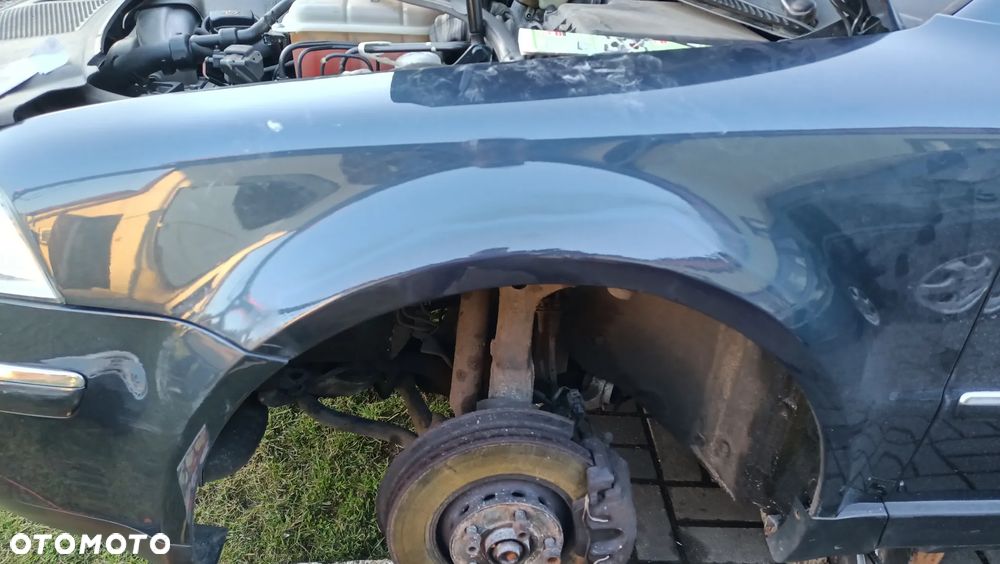 Volkswagen Passat 2.5 TDI 4Mot Highline - 22