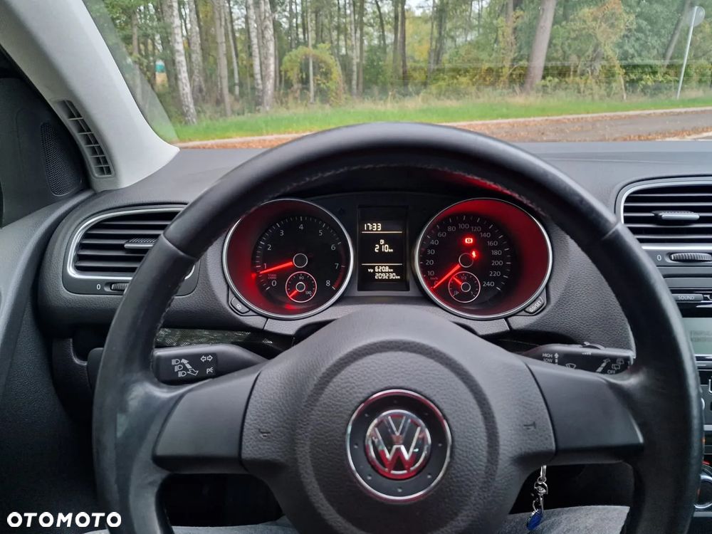 Volkswagen Golf - 14