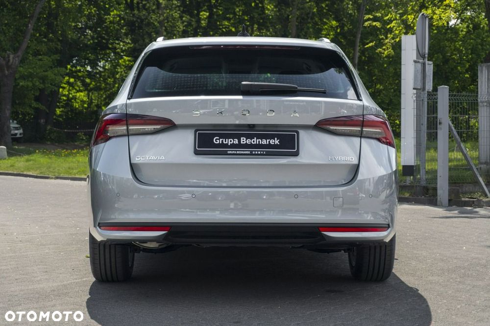 Skoda Octavia - 11