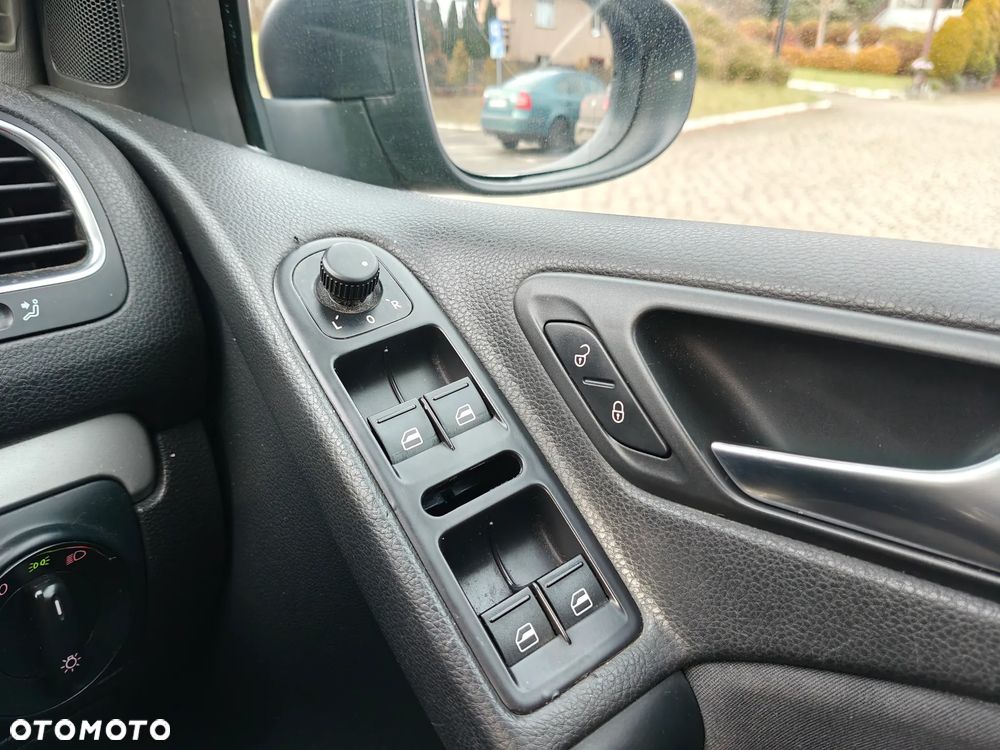 Volkswagen Polo 1.4 Comfortline - 22