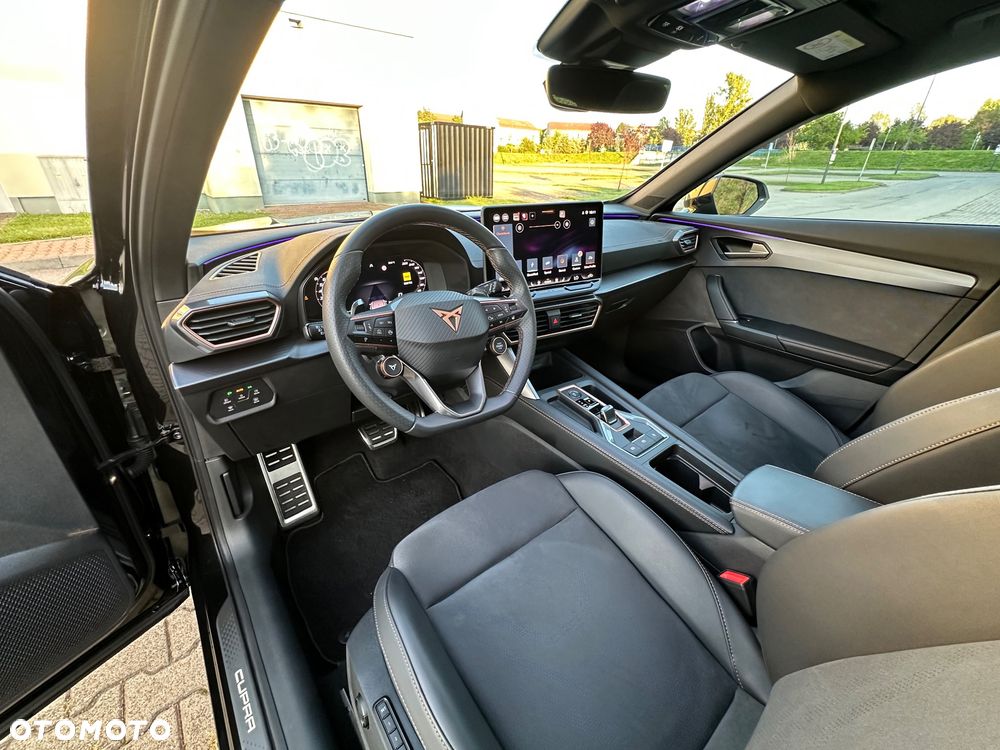 Cupra Formentor 2.0 TSI 4Drive DSG VZ Black Edition - 24