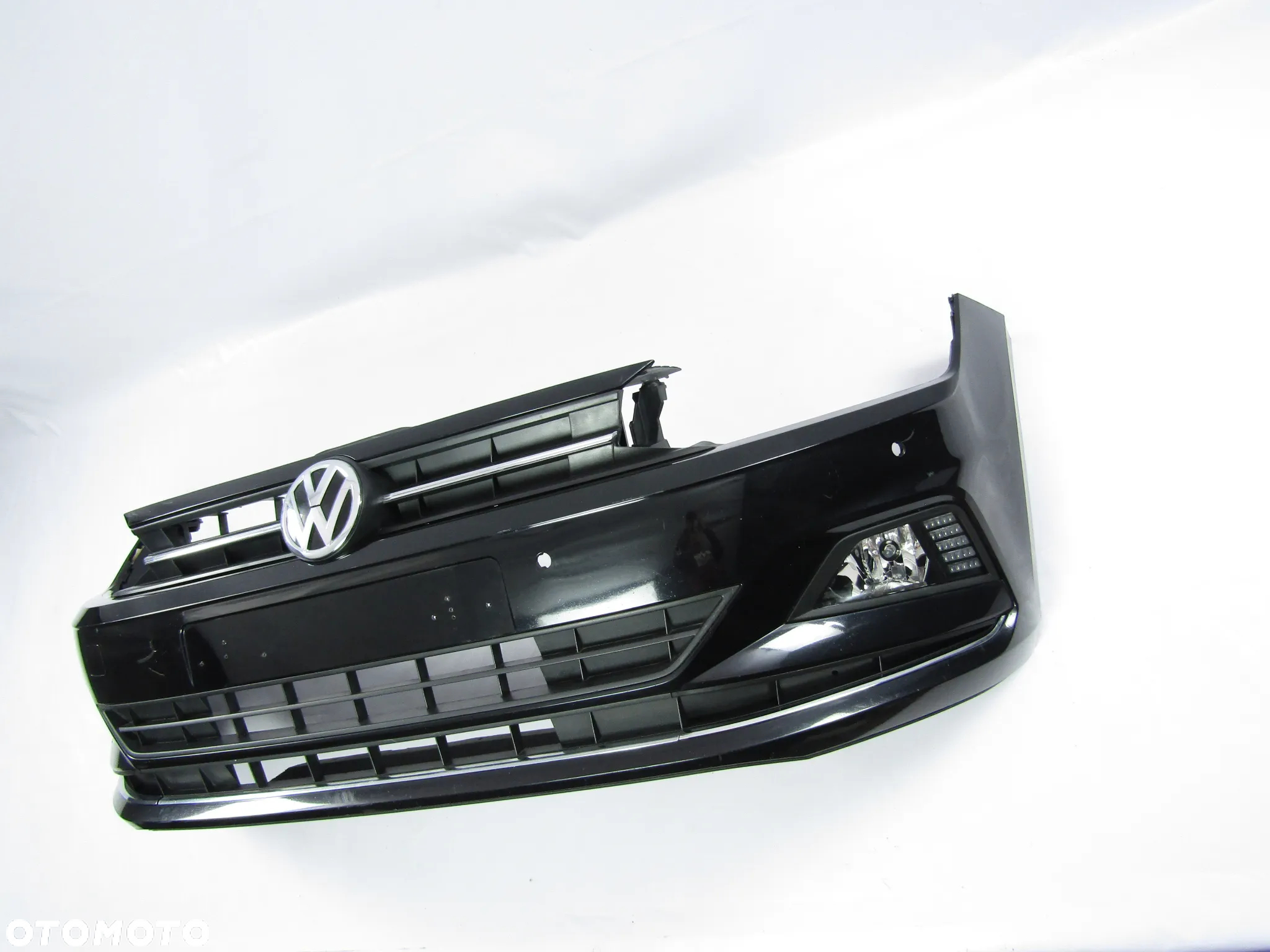 Zderzak przedni VW Polo 2G 17 - 22 Pdc-4  Lakier LC9X - 9