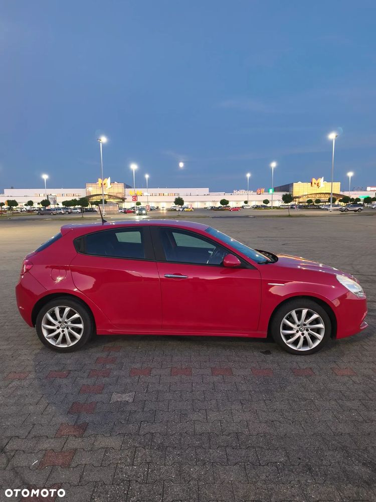 Alfa Romeo Giulietta 2.0 JTDM 16V Sport - 16