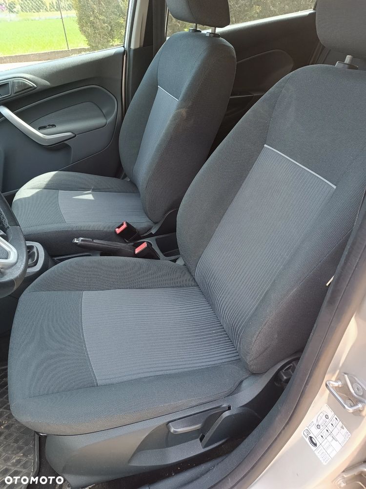 Ford Fiesta - 4