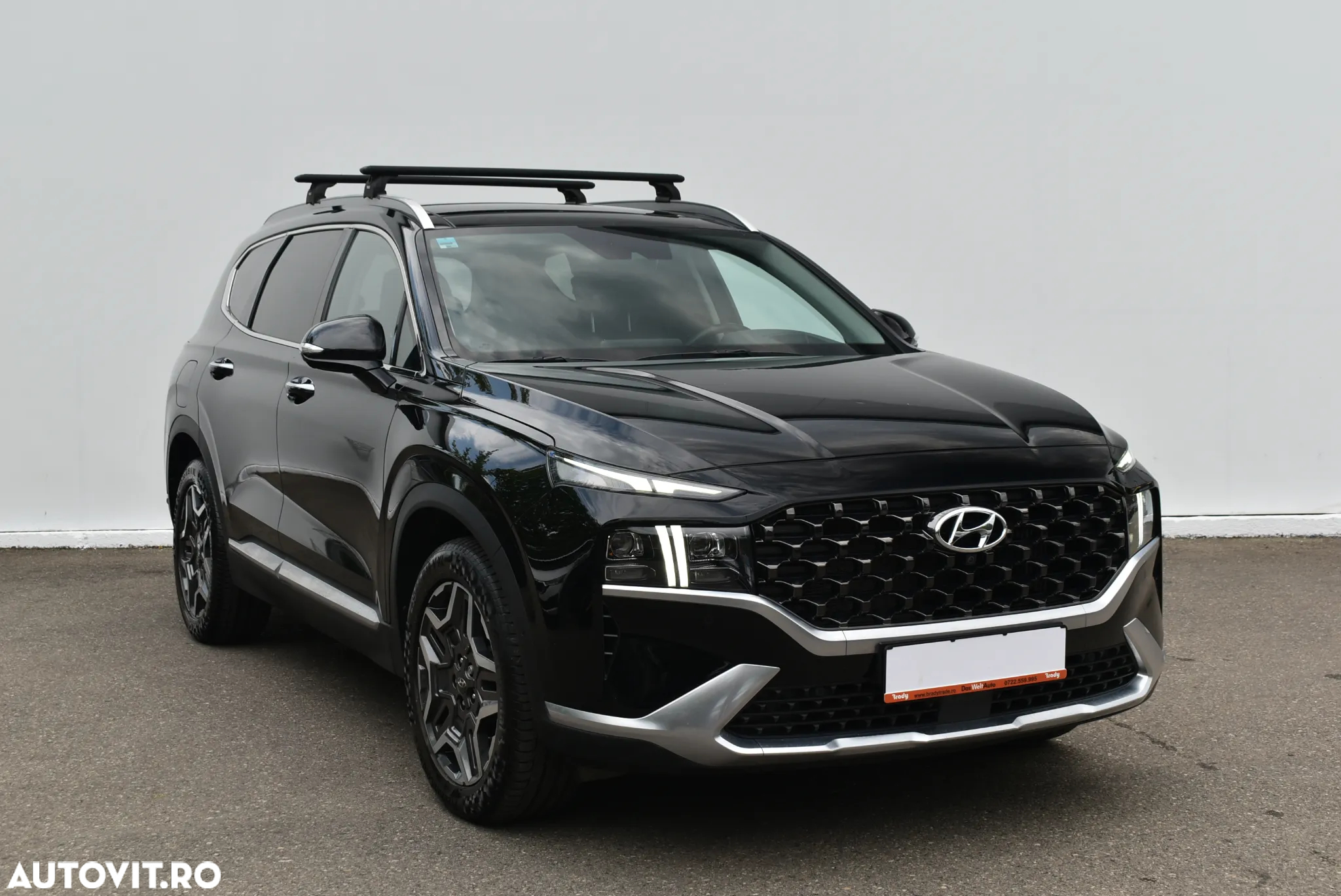 Hyundai Santa Fe Plug-in Hybrid 1.6 l 265 CP 4WD 6AT Luxury - 13