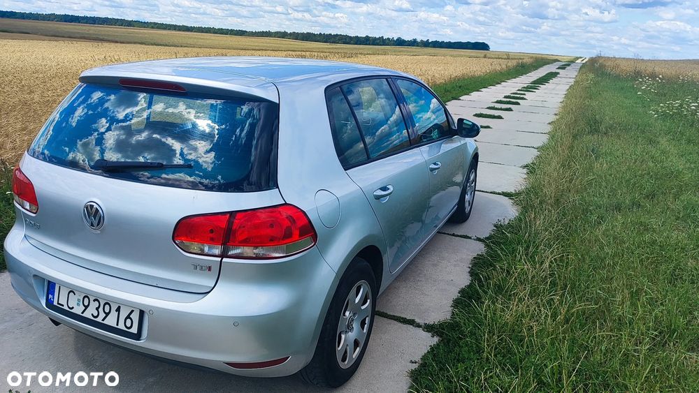 Volkswagen Golf 1.6 TDI DPF Comfortline - 6