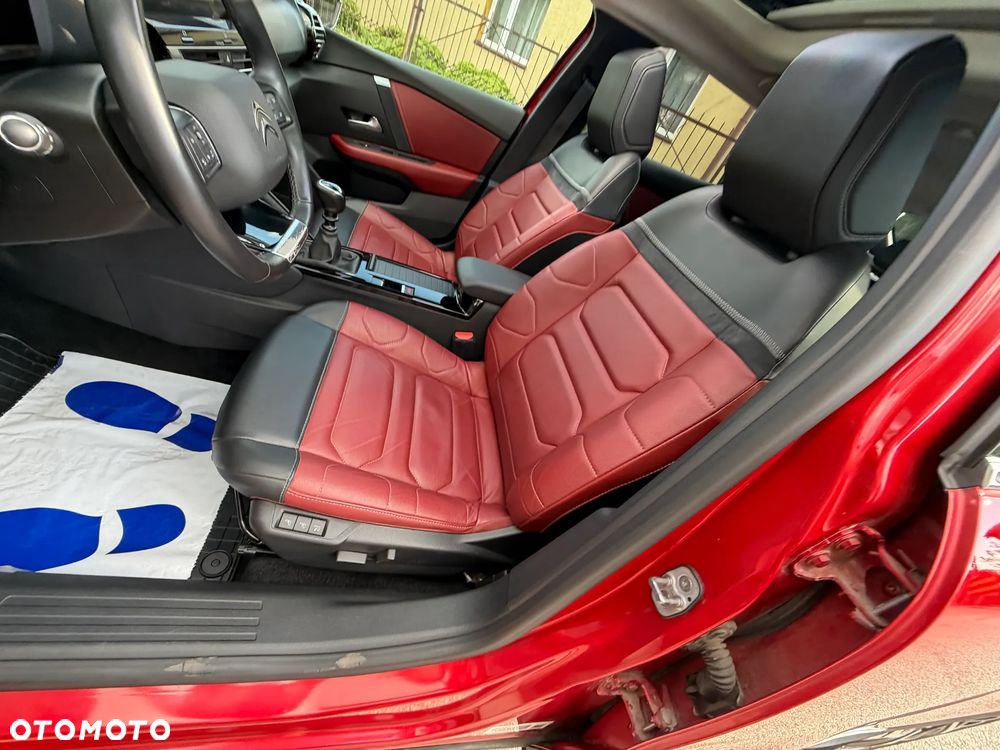Citroën C4 1.2 PureTech Shine S&S - 11