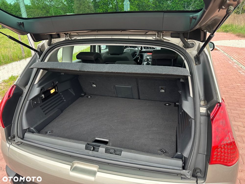 Peugeot 3008 120 VTi Premium - 35