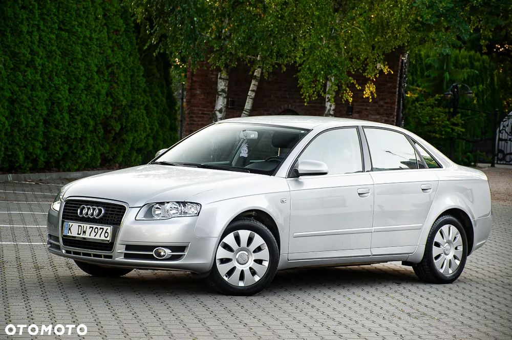 Audi A4 Limousine 1.6 - 5