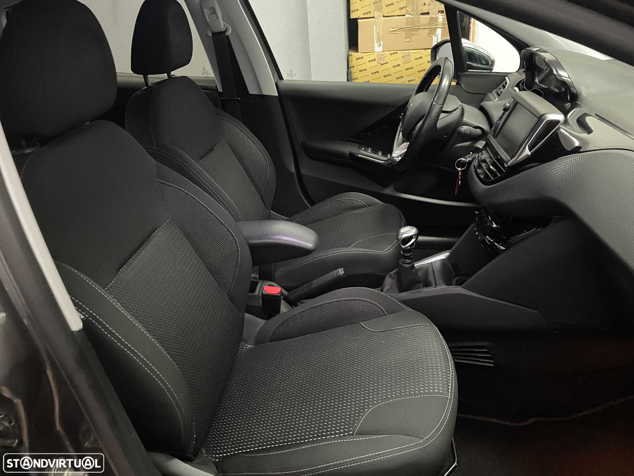Peugeot 208 PureTech 110 Stop & Start Tech Edition - 17
