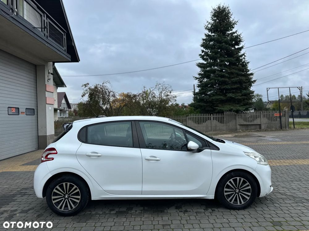 Peugeot 208 e-HDi FAP 92 Stop&Start Allure - 13