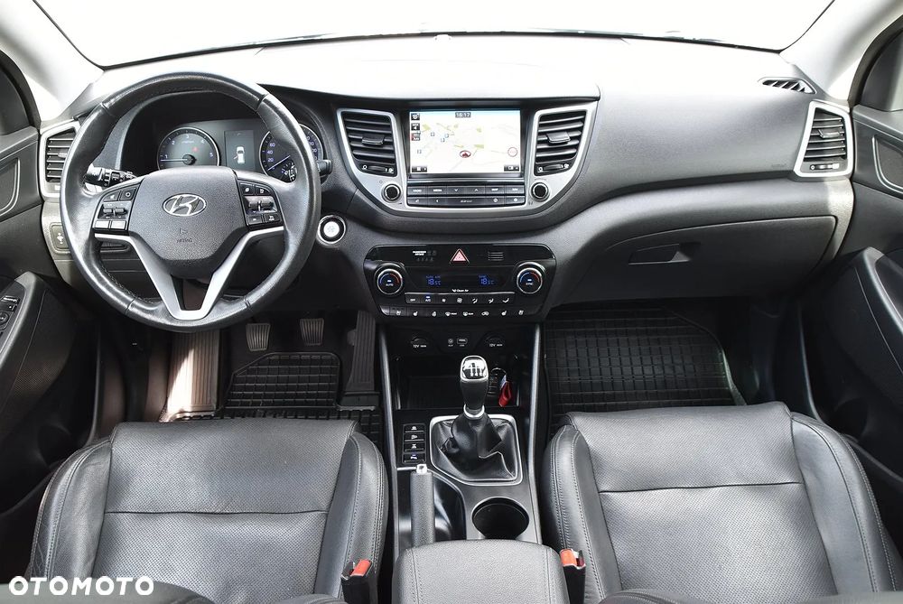 Hyundai Tucson - 16