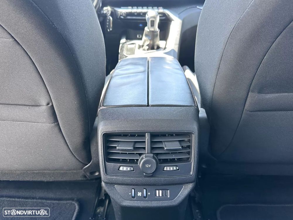 Peugeot 5008 1.2 PureTech Allure Pack - 42