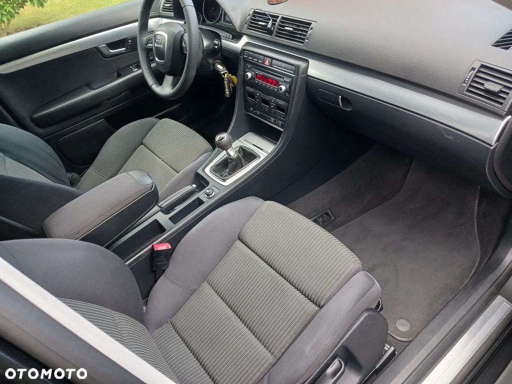 Audi A4 Avant 1.8 T - 11