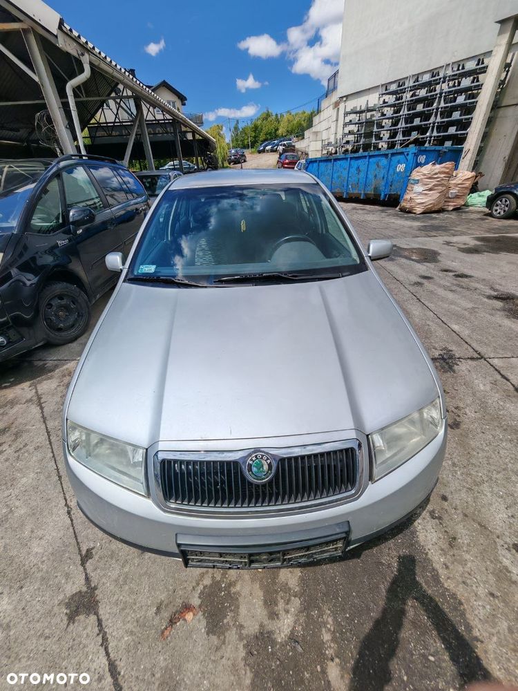 Lampy tył/przód Skoda Fabia I - 2